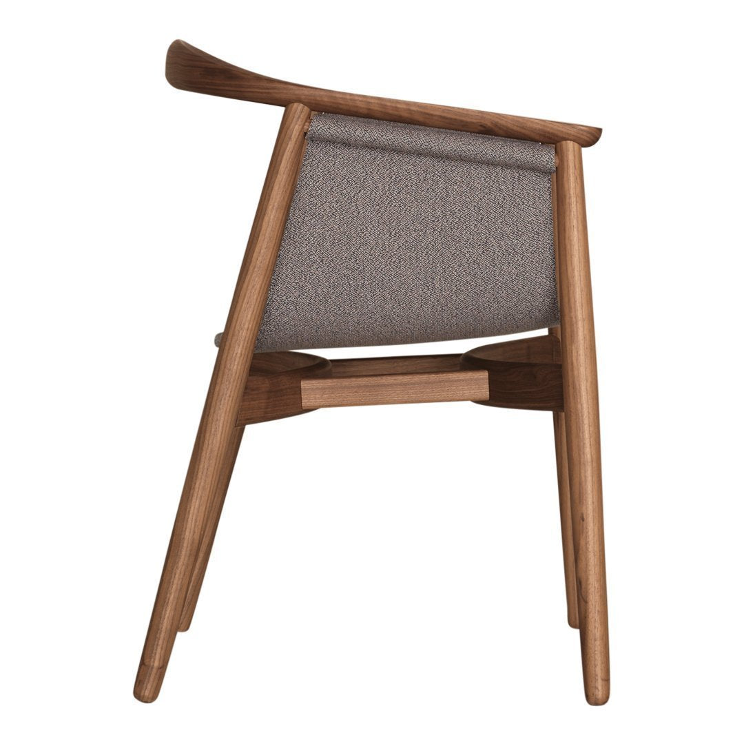 Zeitraum Pelle Chair by Lorenz+Kaz Public Design 