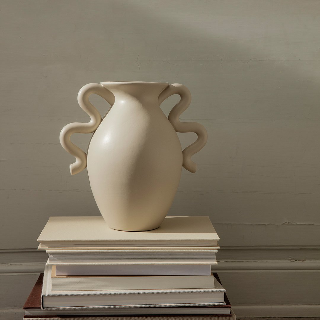 Verso Table Vase